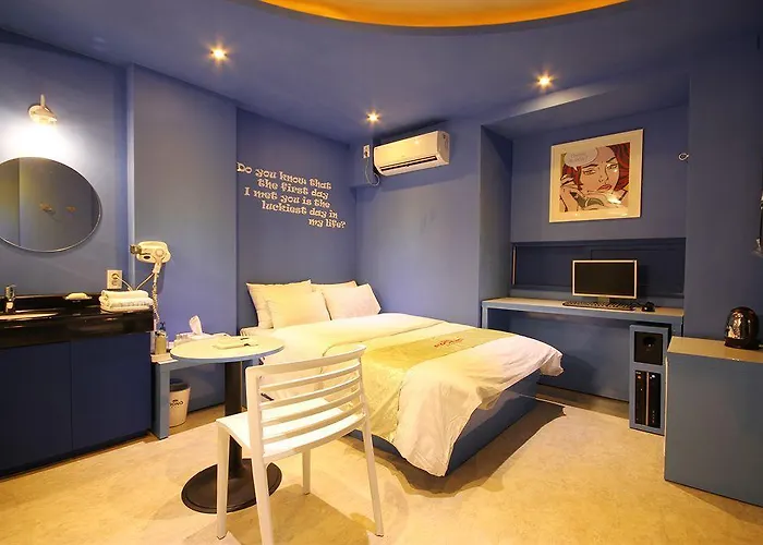 Fiona Hotel 2*