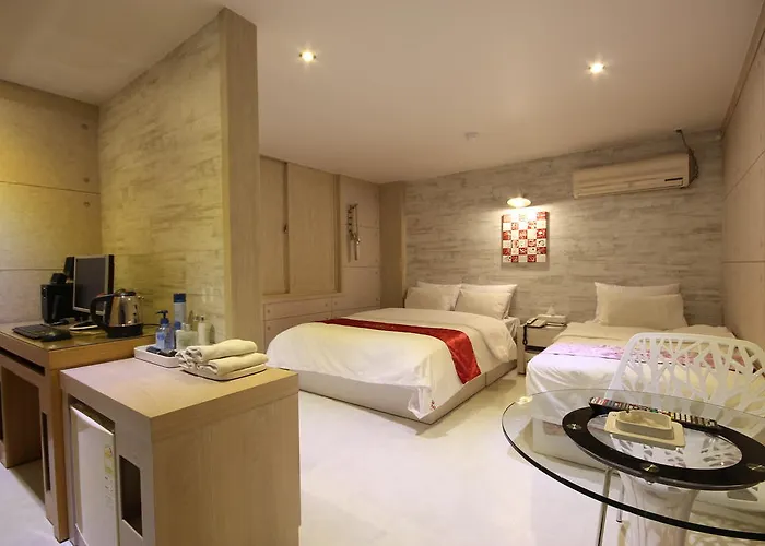 Hotel Fiona 2*
