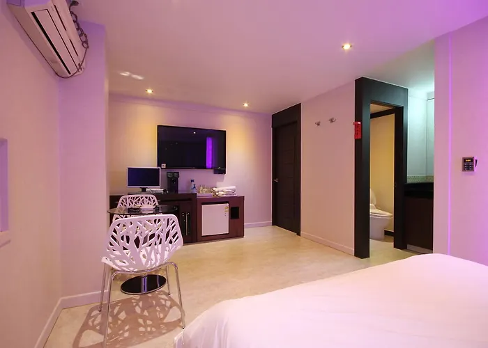 Hotel Fiona