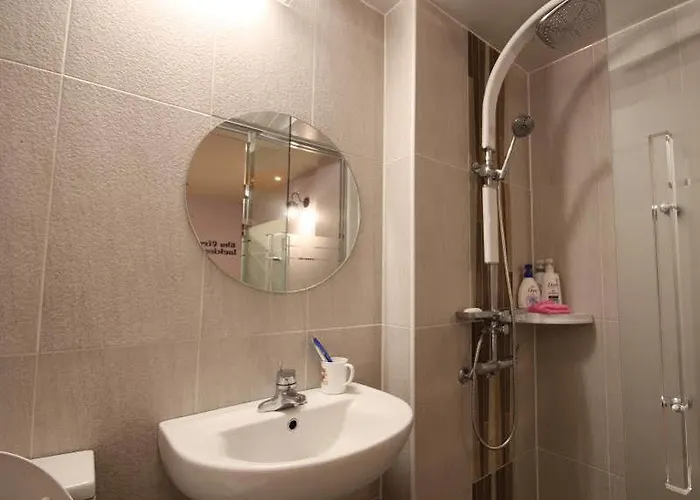 Hotel Fiona 2*
